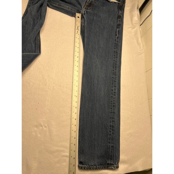 J.Crew Men's Sutton Straight Leg Jean. Size 31x32. - Picture 5 of 6